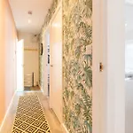 Stylish 1 Bed - Town Centre, 4 *