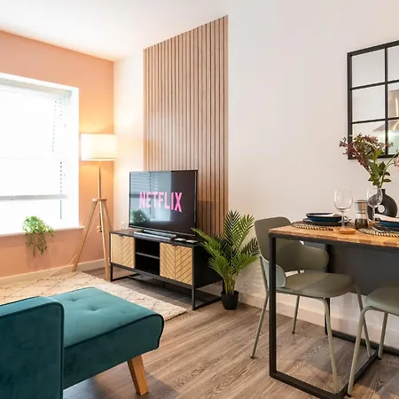 Apartment Stylish 1 Bed - Town Centre, 4