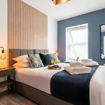 Stylish 1 Bed - Town Centre, 4 * 해러게이트